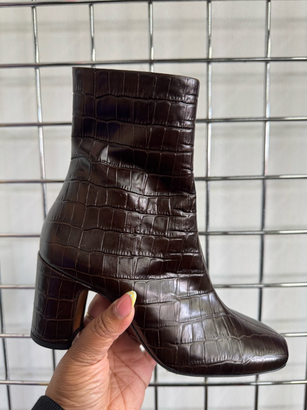 NWT Rouje Paris Claudia Brown Croc Leather Ankle Boots Womens Size 36 NEW